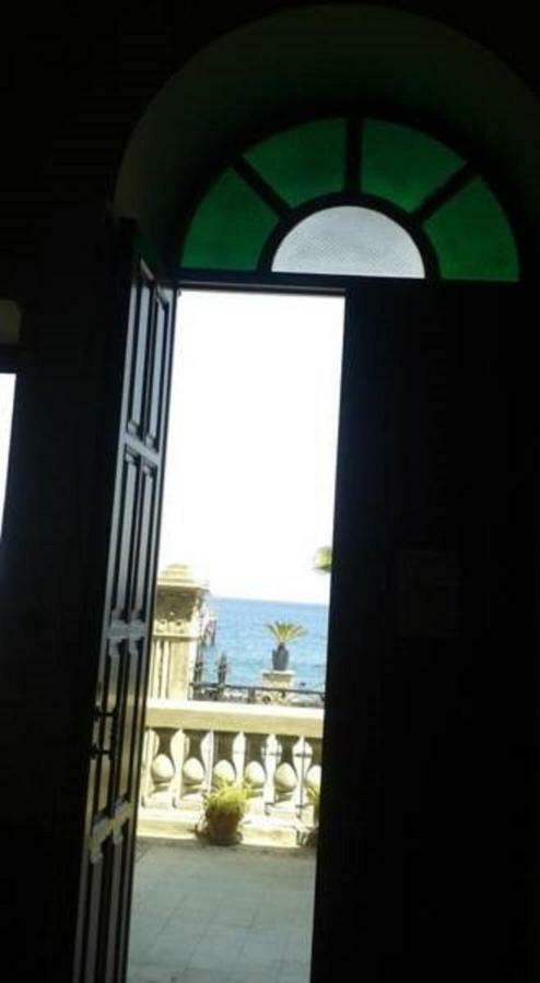 B&B Albatros Lipari  Exteriör bild