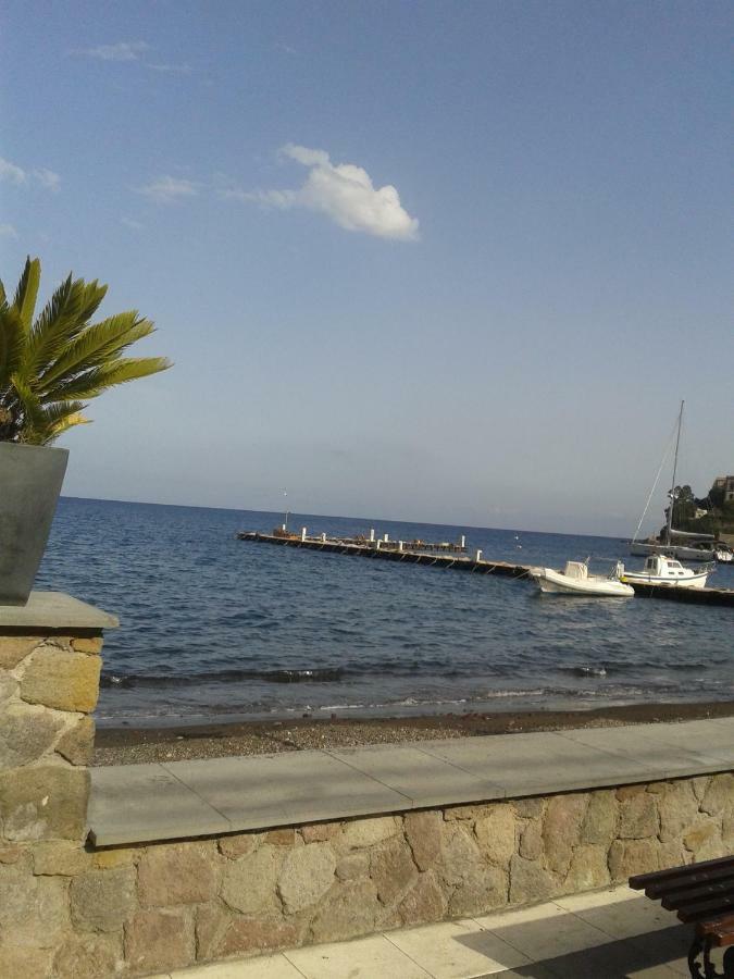 B&B Albatros Lipari  Exteriör bild